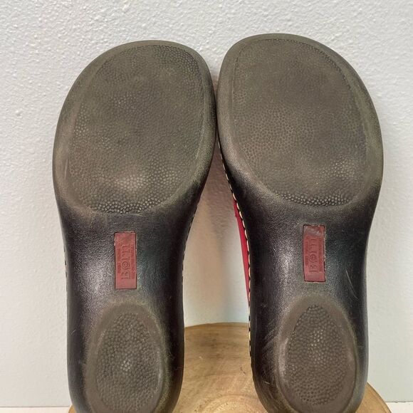 Born Vibrant Red Leather Slip-On Loafers with Moccasin Stitching Size 8 EUC - Picture 9 of 10